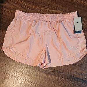 Nike Women's Peach Athletic Shorts